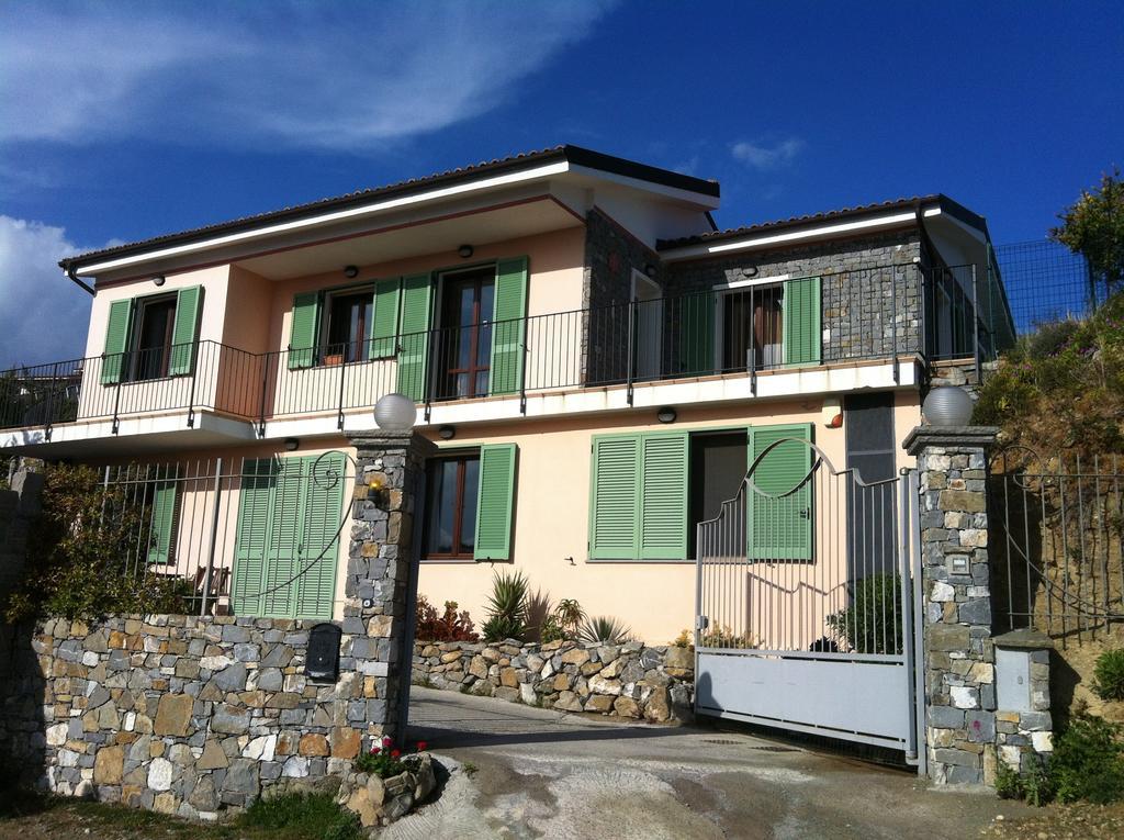 B&B Ariadamare Sanremo Bagian luar foto