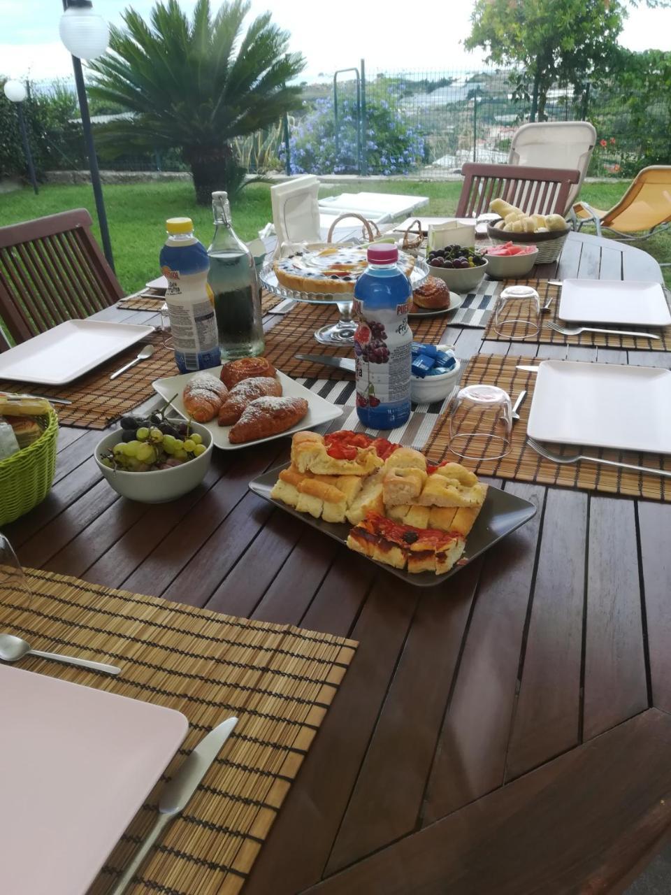 B&B Ariadamare Sanremo Bagian luar foto